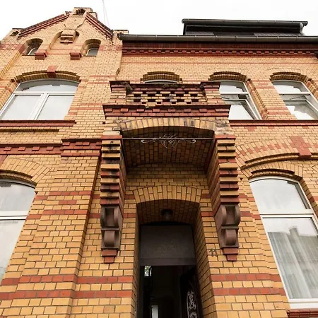 Bejing - Chillinghouse # 2, 3 Min. Vom Ice, Netflix; Balkon * سيغبورغ