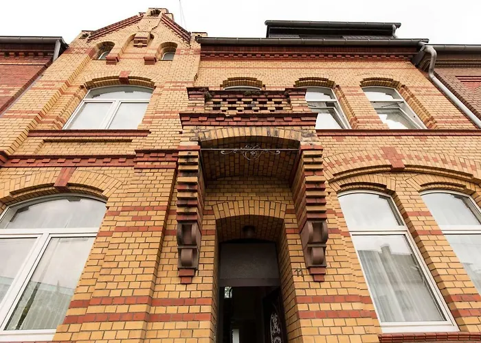 Bejing - Chillinghouse # 2, 3 Min. Vom Ice, Netflix; Balkon * Siegburg