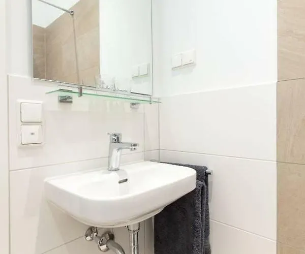 Bejing - Chillinghouse # 2, 3 Min. Vom Ice, Netflix; Balkon Appartamento Siegburg